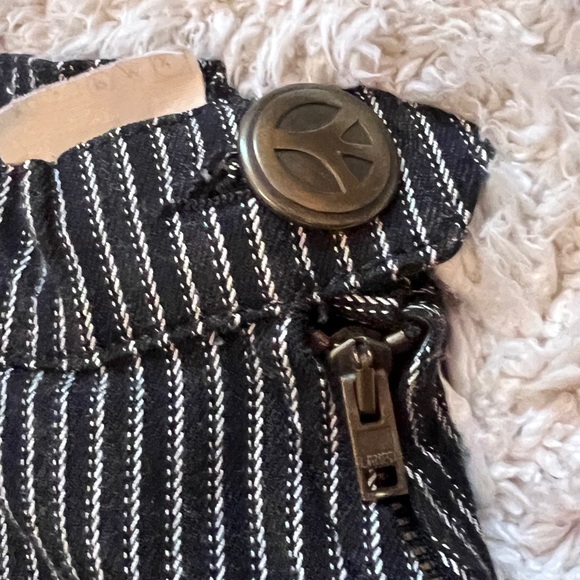 Vintage MOSCHINO Jeans mini pinstripe skirt, size IT42 - Picture 2 of 3